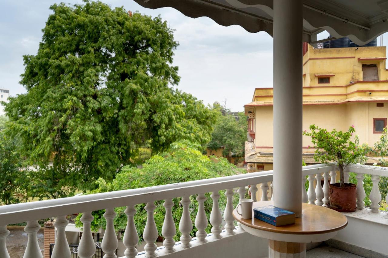 Giri Homestay By Vista Rooms Jaipur Exterior foto