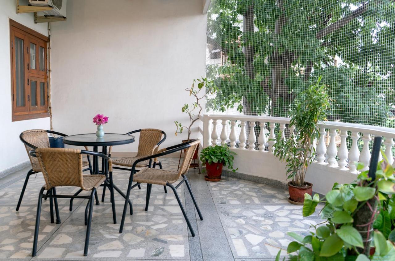 Giri Homestay By Vista Rooms Jaipur Exterior foto